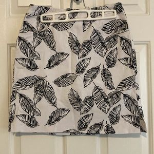Stretch Skort Size 4 from Tribal